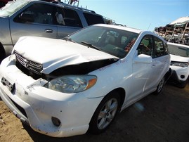 2005 Toyota Matrix White 1.8L AT #Z22040